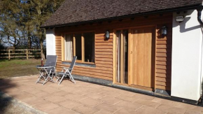 Гостиница The Elms Annex  Buntingford